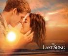 Διαφημιστική αφίσα The Last Song (Miley Cyrus και Hemsworth Liam)